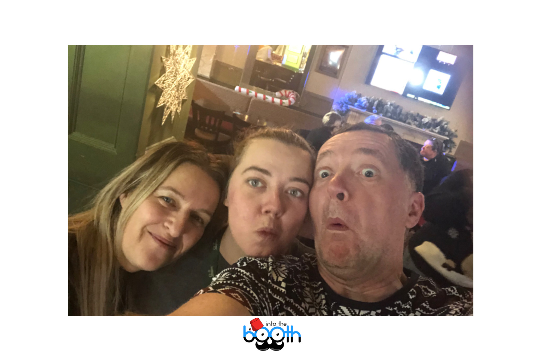 Nags Head Christmas Quiz 2019 | View more photos from the event at gallery.intothebooth.co.uk/u/IntoTheBooth/Nags-Head-Christmas-Quiz-2019